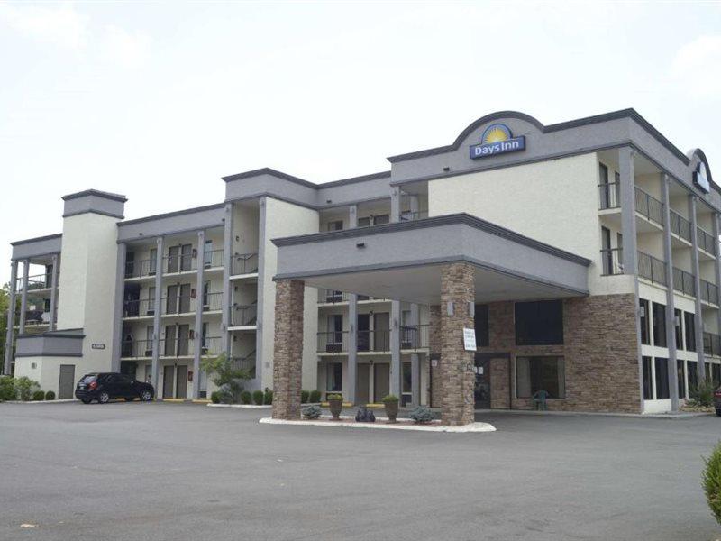 Days Inn By Wyndham Kodak/Sevierville Intrstate Smokeymntns Dış mekan fotoğraf